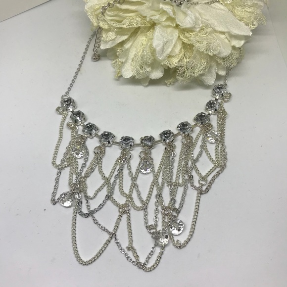 Beautiful Crystal Chain Statement Necklace [JW-16] - Picture 6 of 8